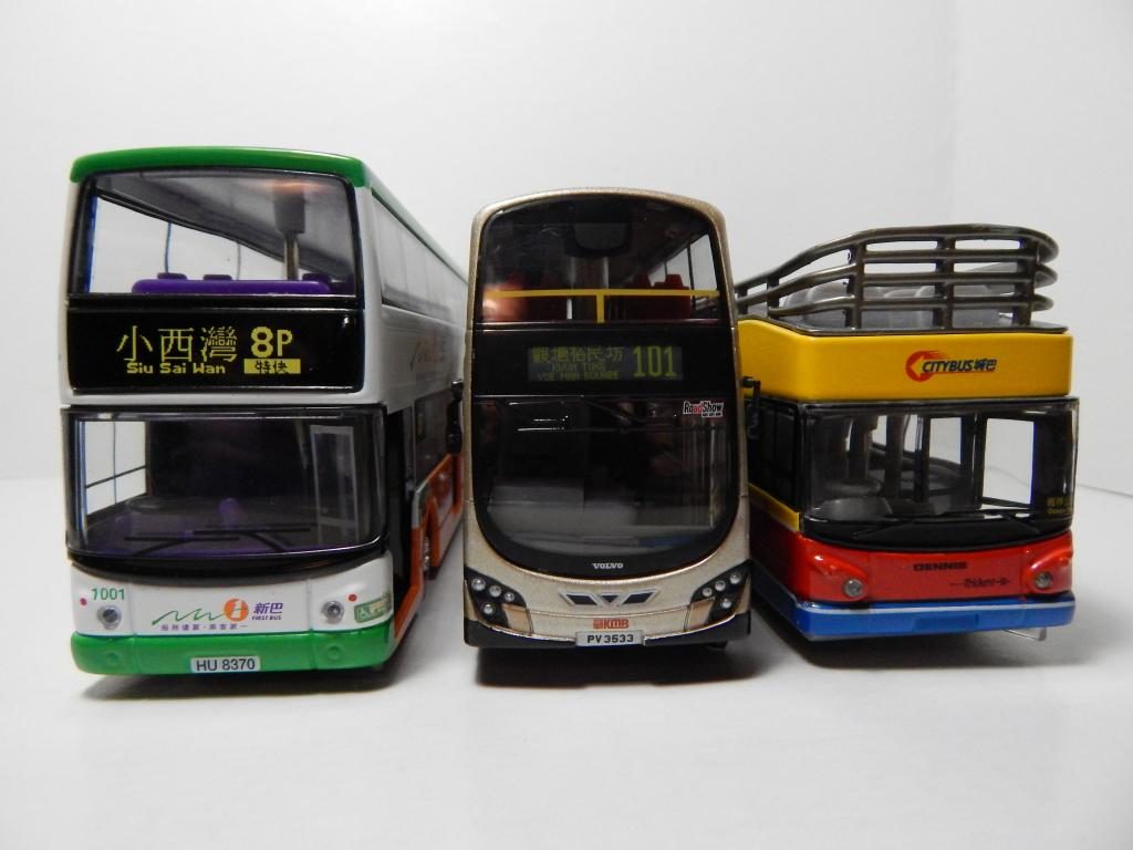 replica-buses